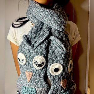 Brand new knit scarf 🧣 (owl)